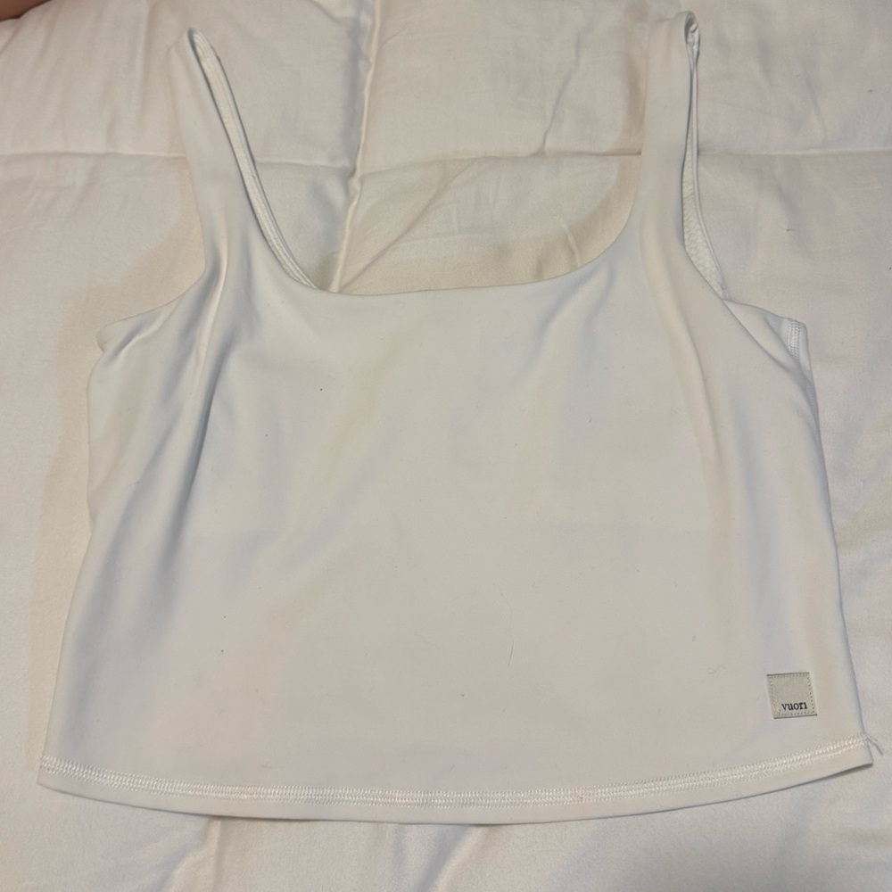 Vuori crop tank top